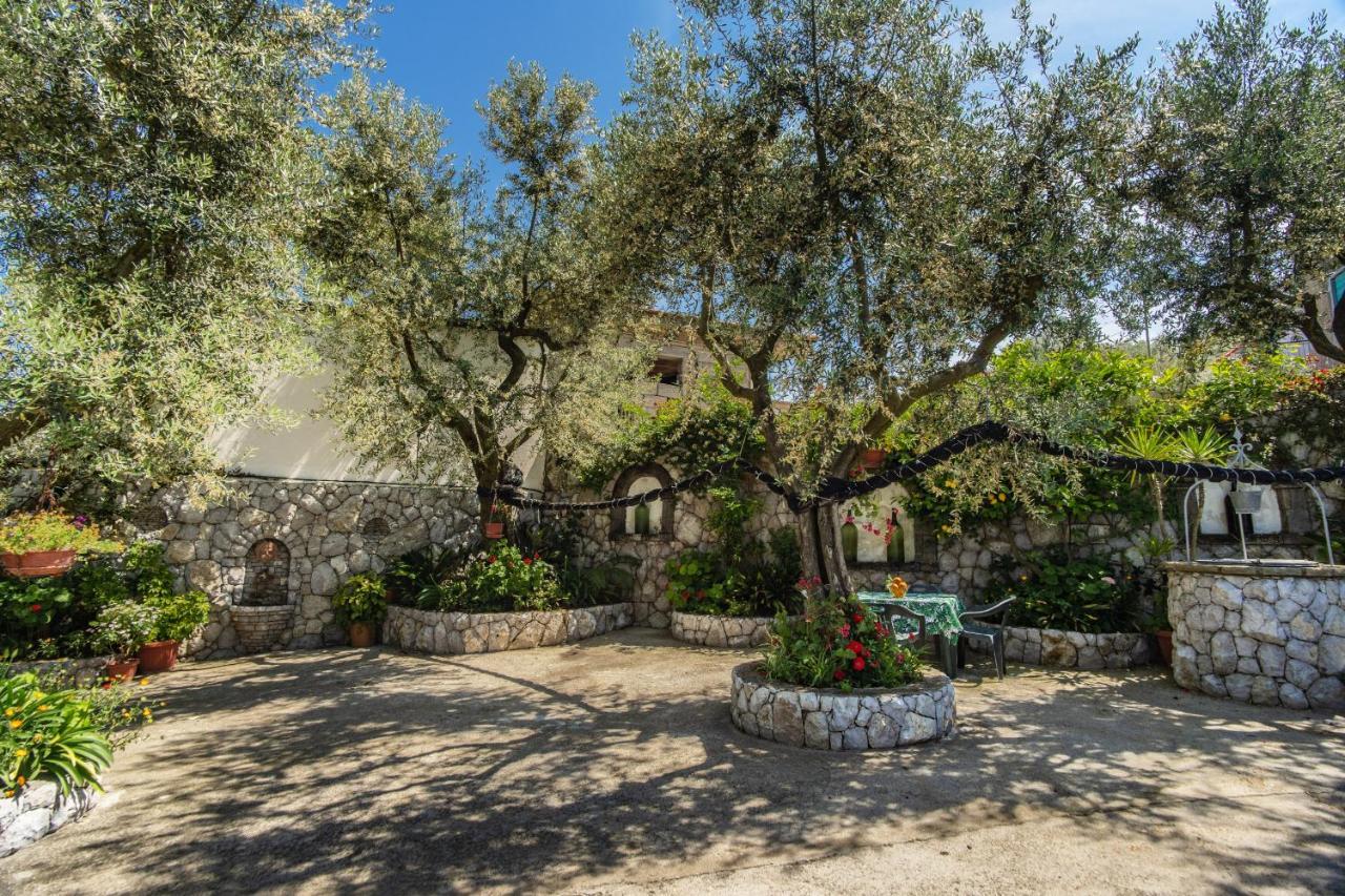 Villa Mattia In The Land Of Sirens SantʼAgata sui Due Golfi Екстериор снимка