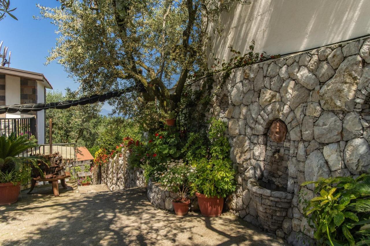 Villa Mattia In The Land Of Sirens SantʼAgata sui Due Golfi Екстериор снимка